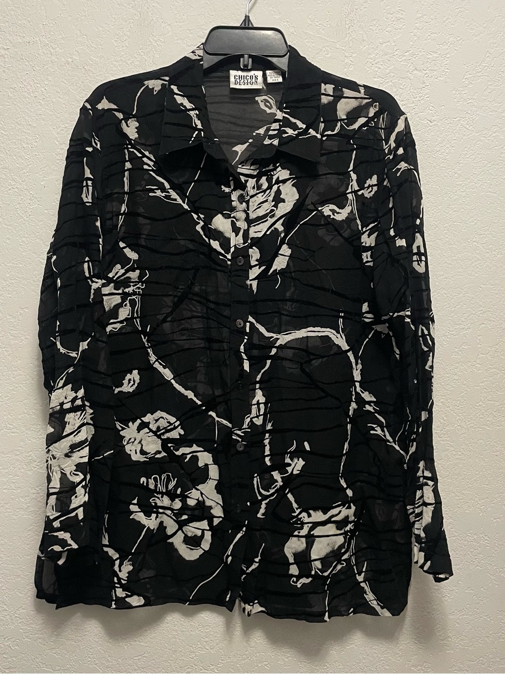 Chicos Design Velvet Burnout Rayon Tunic Blouse Black/White Artsy Abstract Sz L